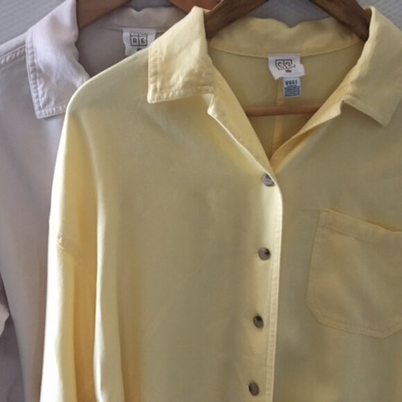 2 Comfy Soft Blouse - Size - M - Picture 1 of 7